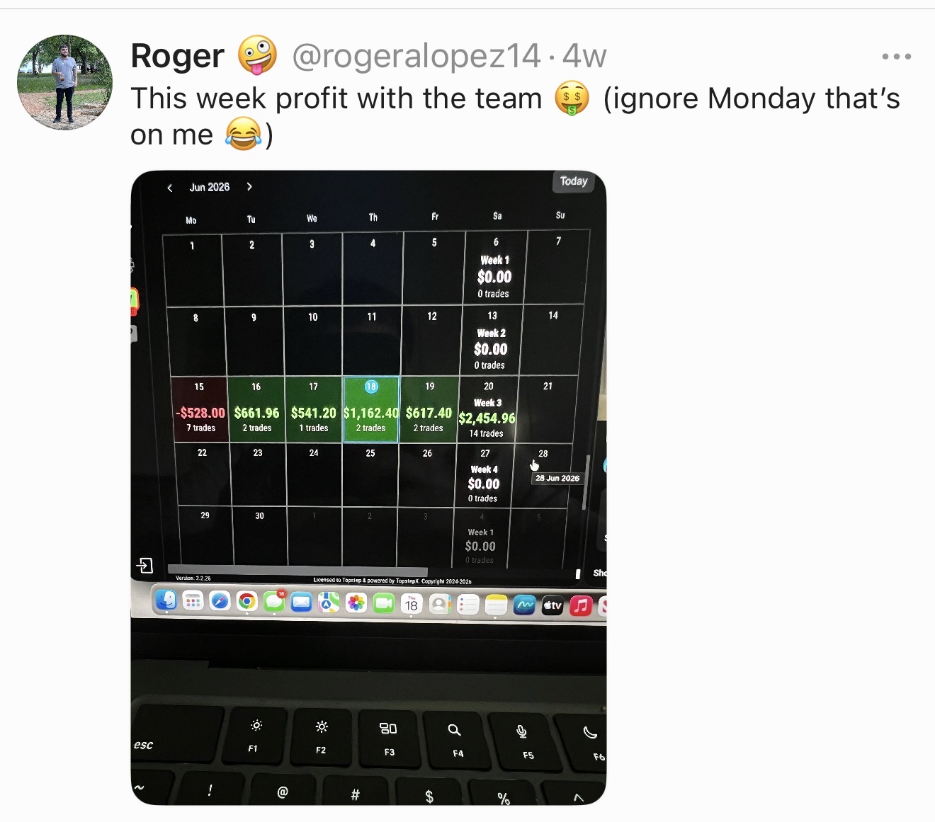 @rogeralopez14 β Green calendar stacking up with the squad